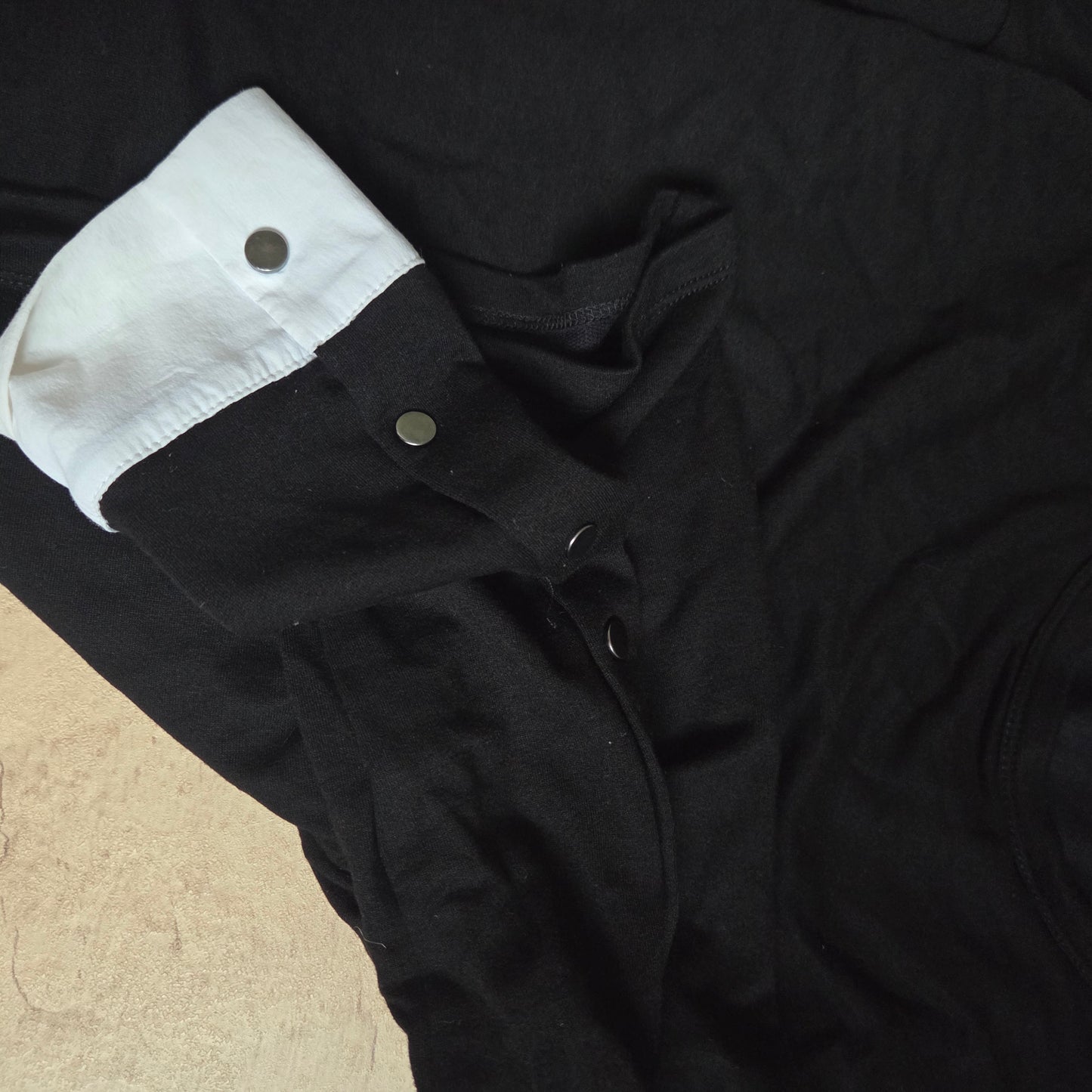 Cop Copine Clip Button top