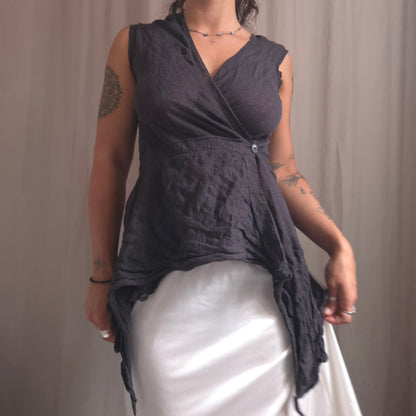 Cop Copine Asymetrical Top