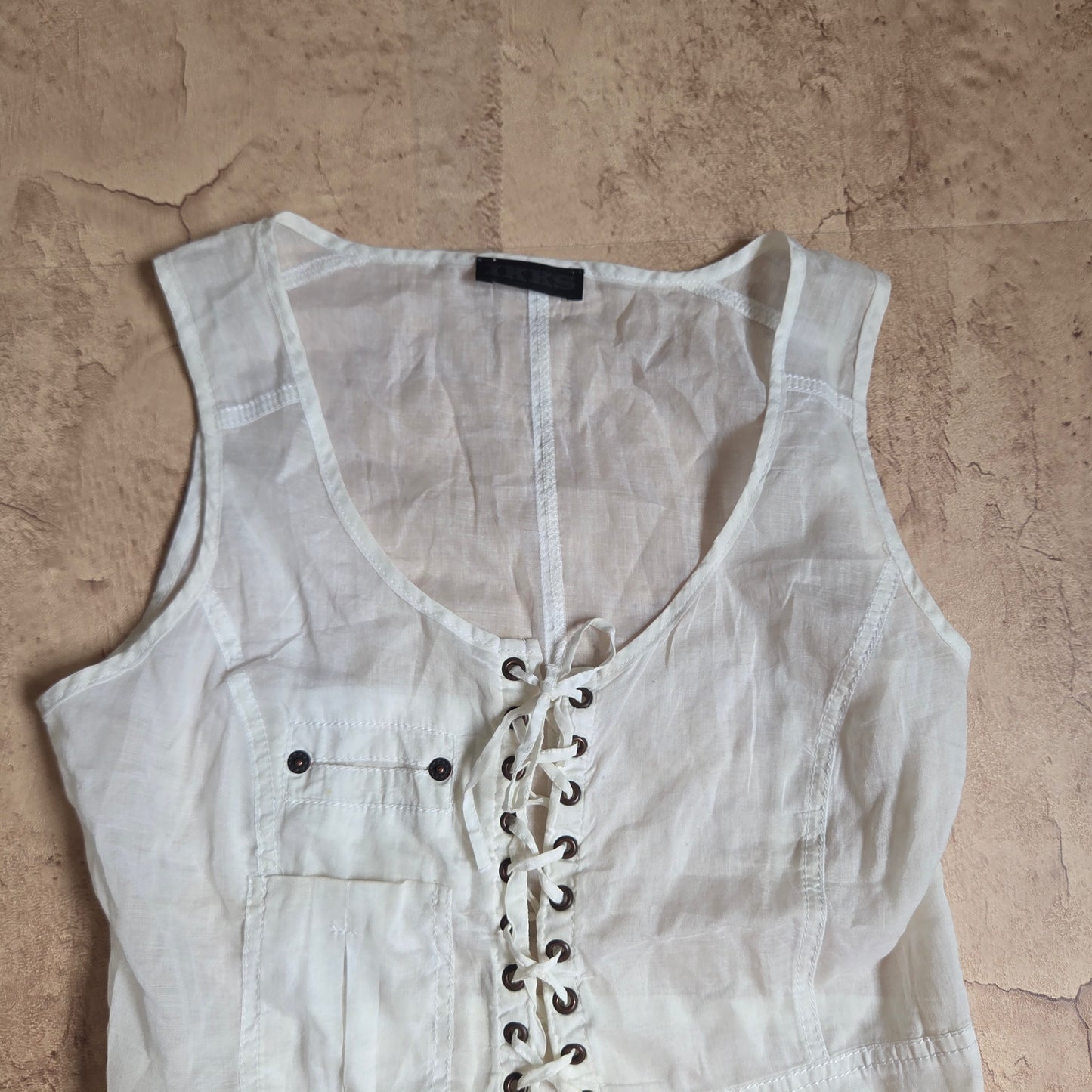 IKKS lace up top