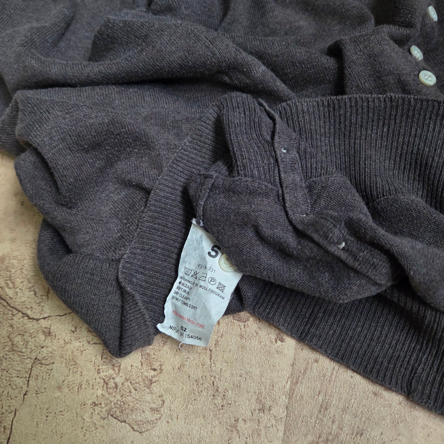 Vintage Buttons asymmetrical T-shirt