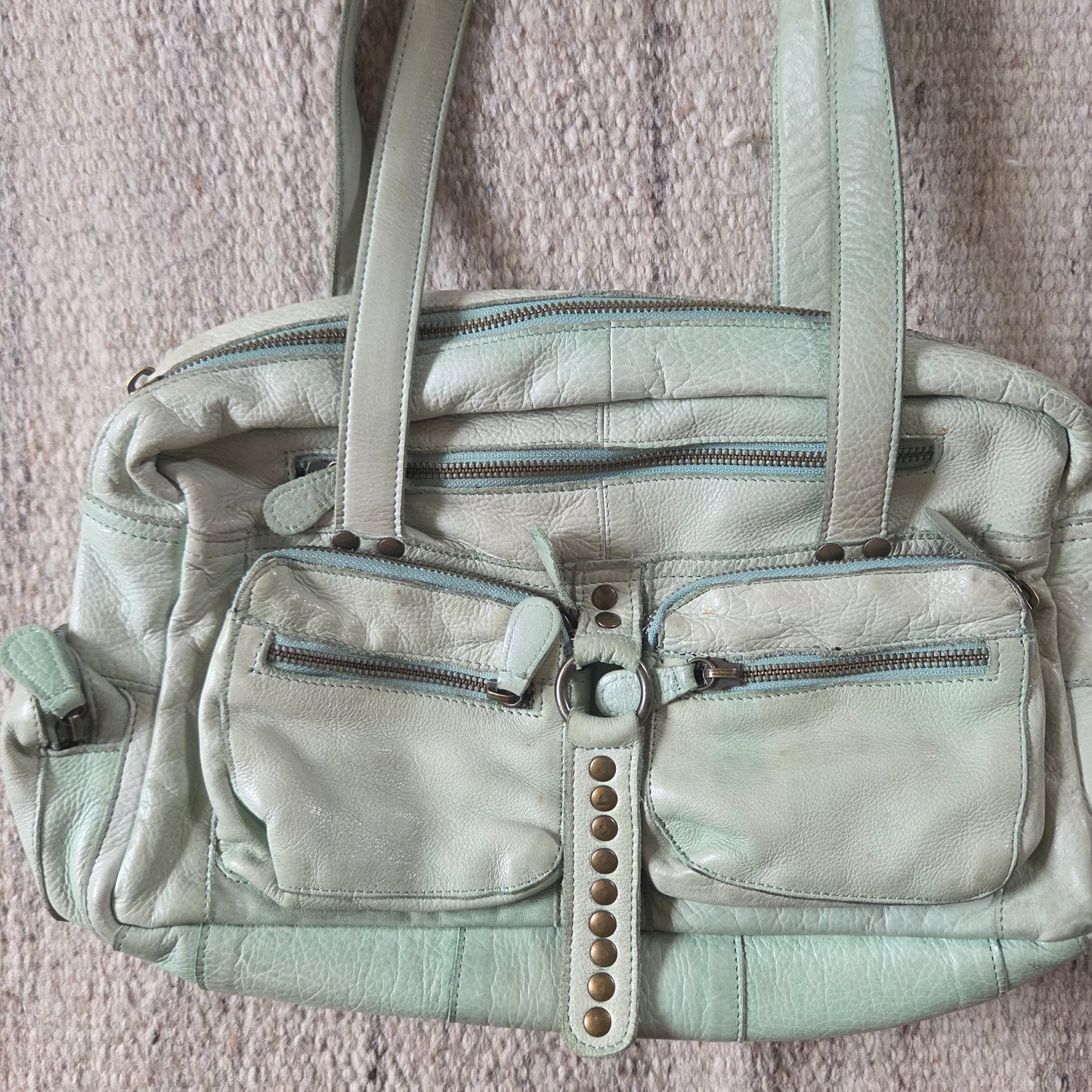 Vintage Leather Mint Shoulder Bag