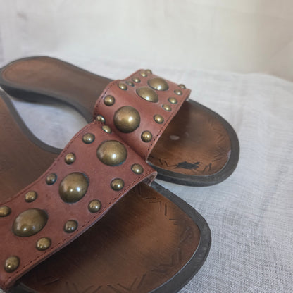 Leather Studs Sandals