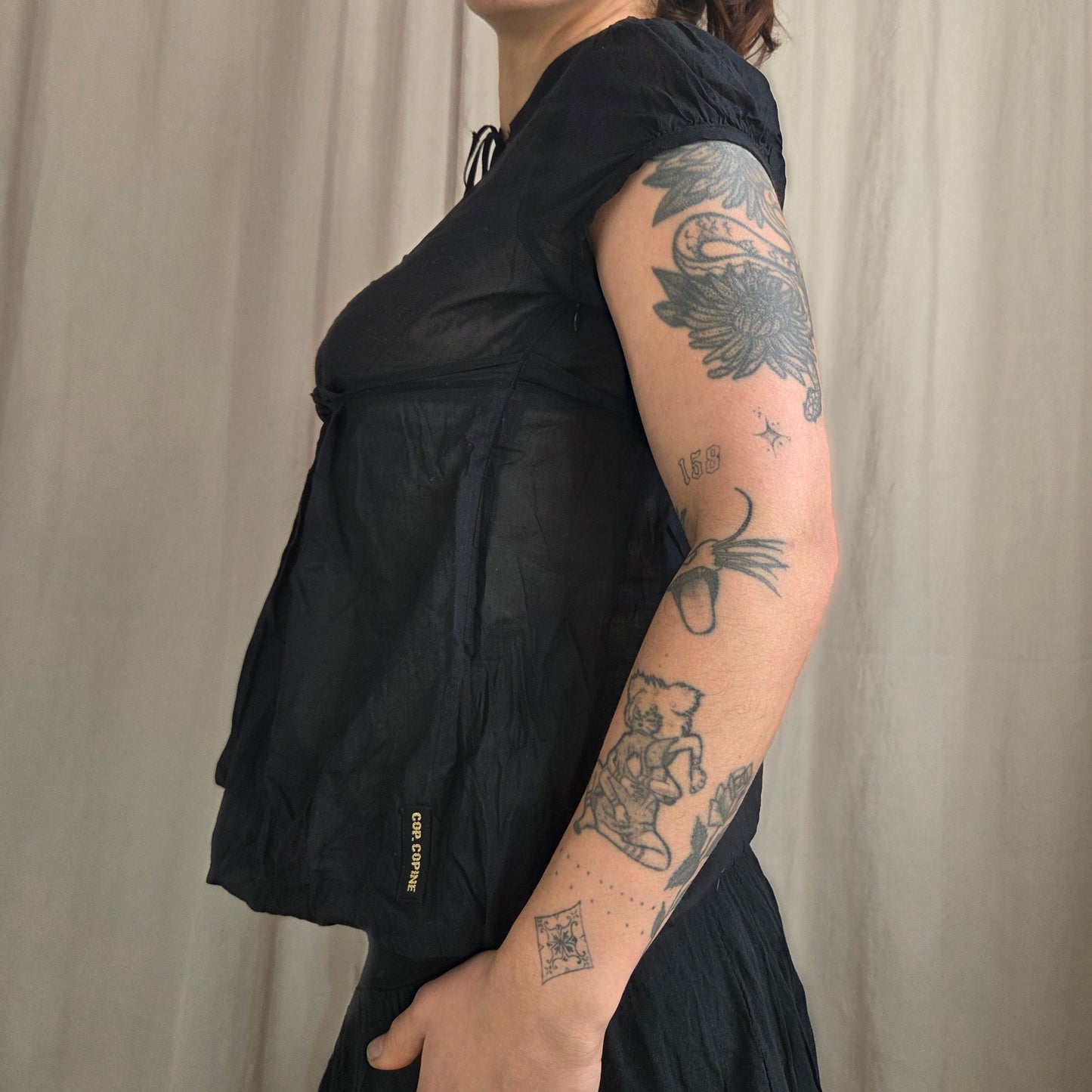 Cop Copine cut out top