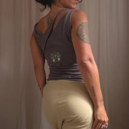Skunkfunk Button Top