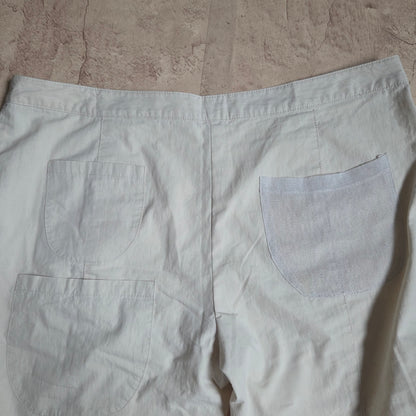 Button Capri Pants