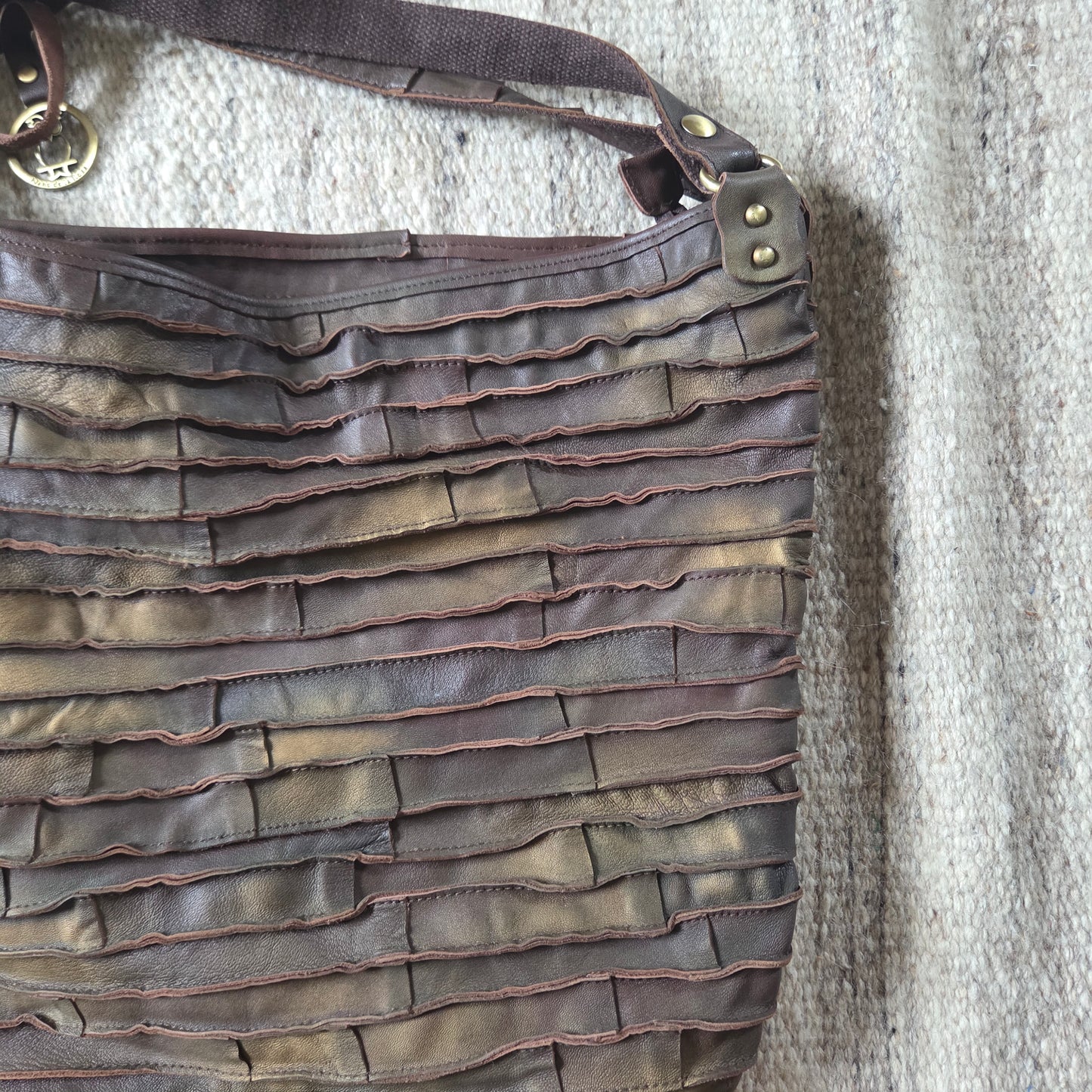 Vintage Ribbed Shoulder Bag