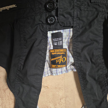 Button vest
