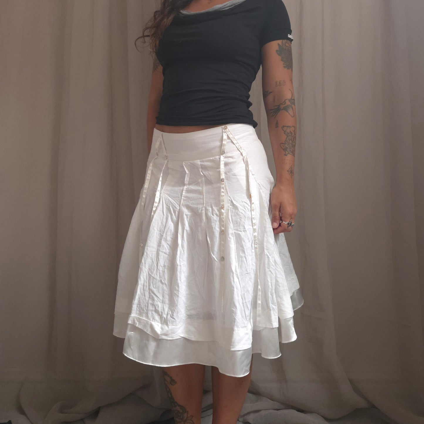 Pleated Buttons Midi Skirt