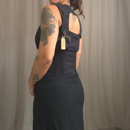 Button vest