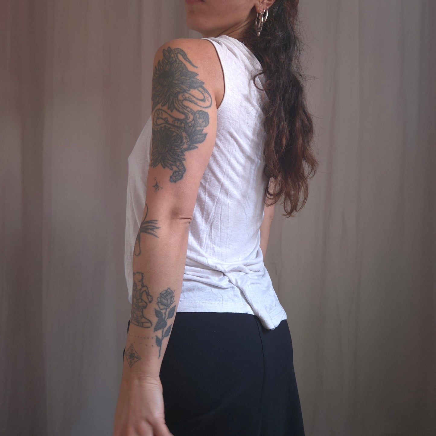 Cop Copine Key Hole Vest
