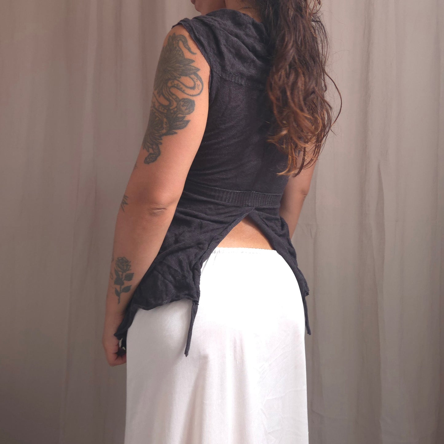Cop Copine Asymetrical Top