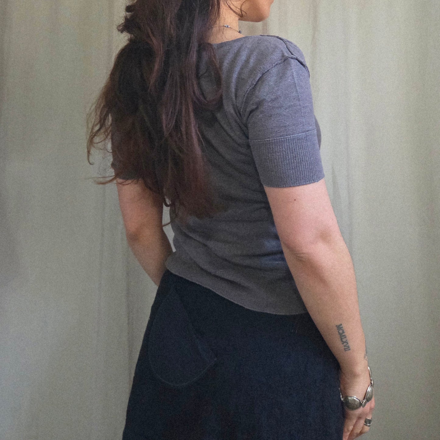 Vintage Buttons asymmetrical T-shirt