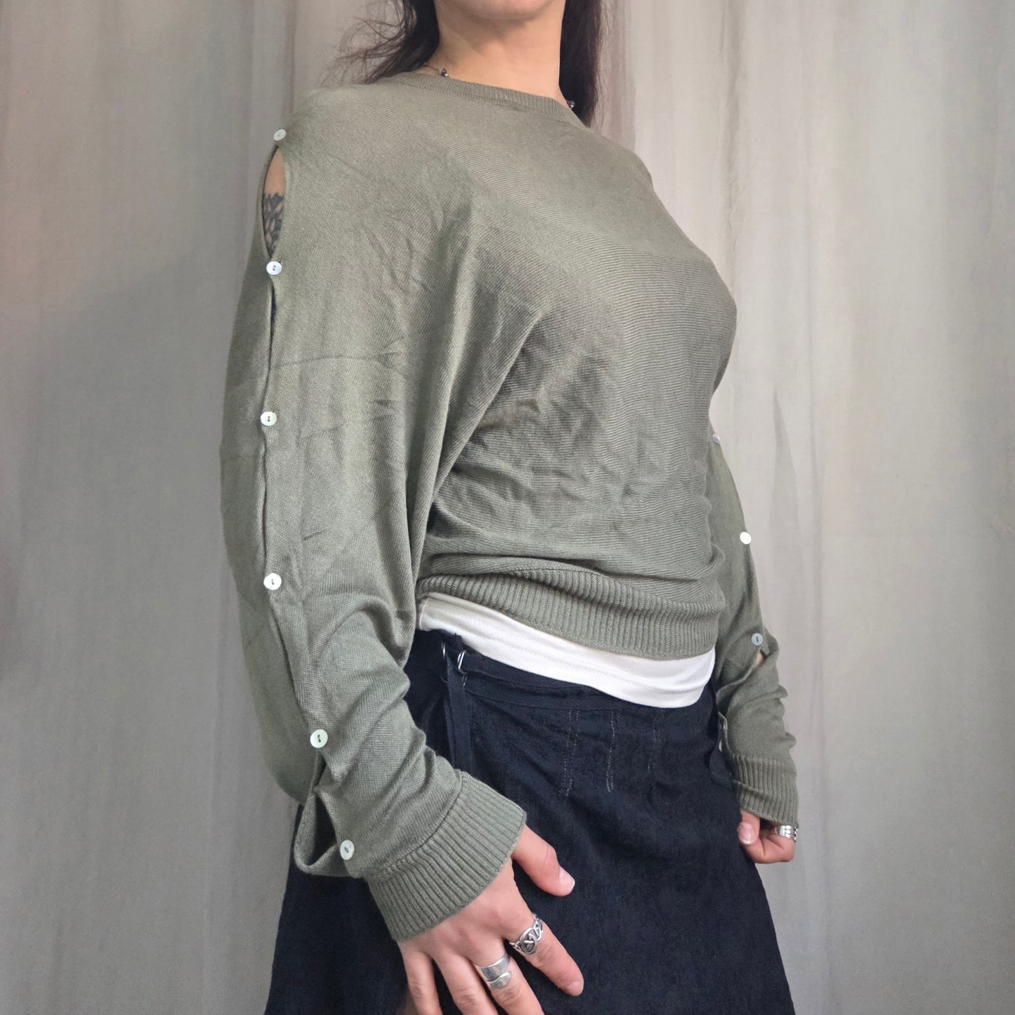 Cop copine Button Cut Sweater