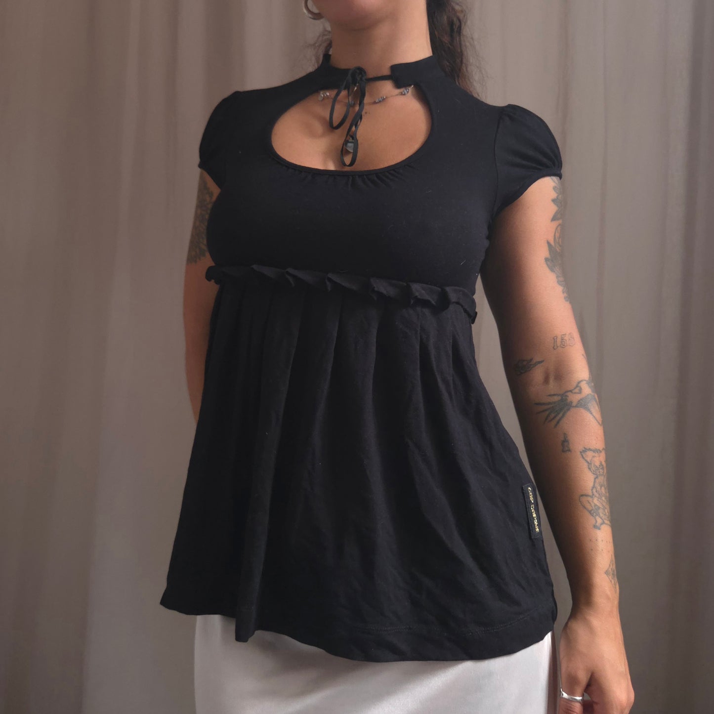 Cop Copine Key hole top