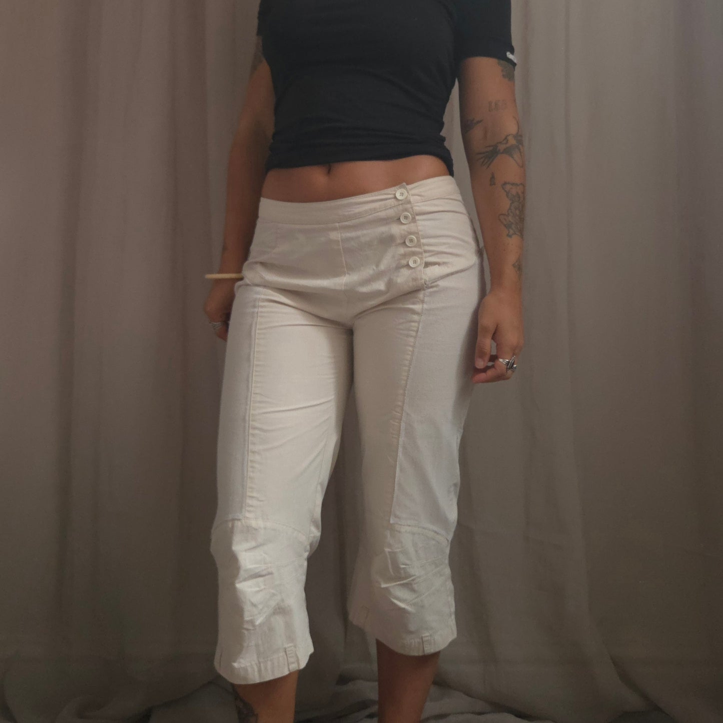 Button Capri Pants