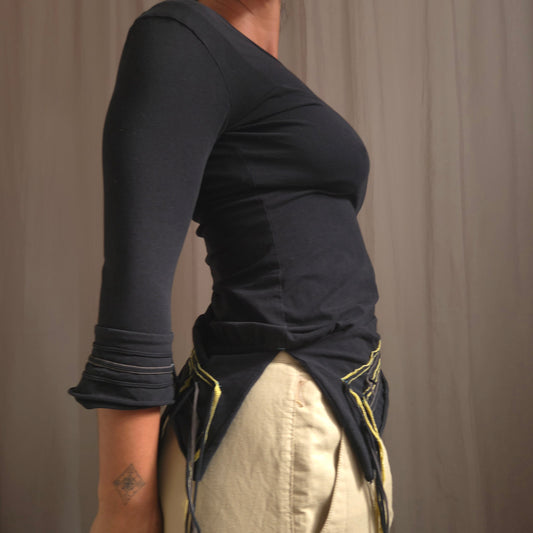 Cop Copine Asymmetrical Top